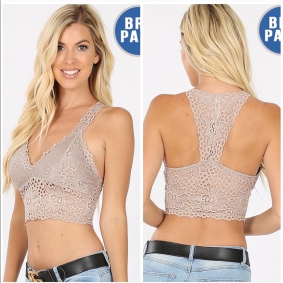 HP *❣️SALE❣️🆕 Nude or Black Padded Racerback Bralette - Picture 4 of 6